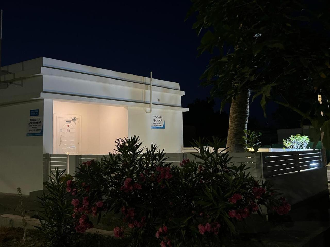 Apollo Rooms By Albert'S Apartment ลาร์นาคา ภายนอก รูปภาพ
